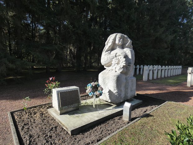 Poolse Oorlogsbegraafplaats 40-45